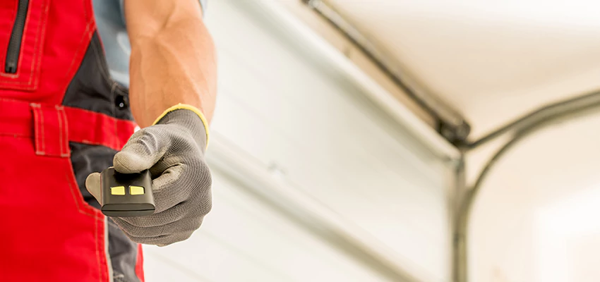 Residential Garage Door Security in La Quinta, California