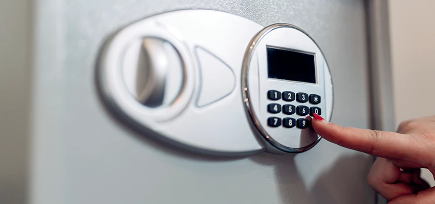 Jewelry Safe Cracking in La Quinta, California