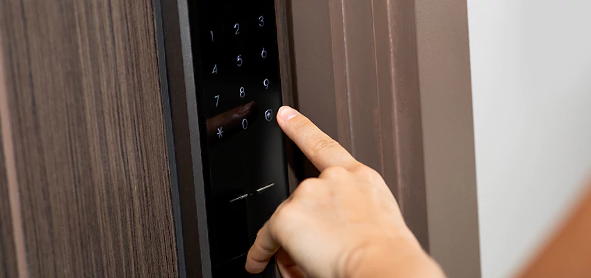 Smart Electric Locks Replacement Services in La Quinta, CA