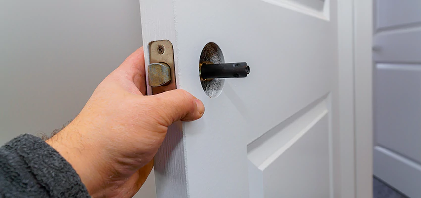 Nighttime Locksmith For Lock Repair in La Quinta, CA
