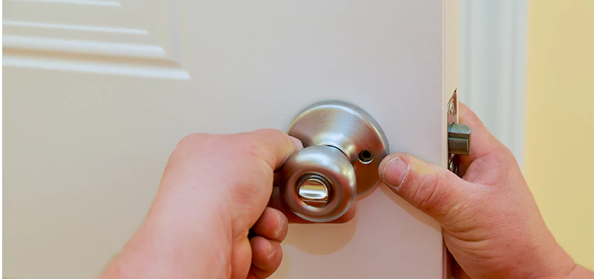 After-hours Locksmith For Lock And Key Installation in La Quinta, CA